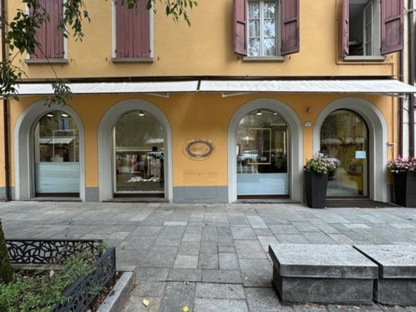 negozio in affitto a Scandiano