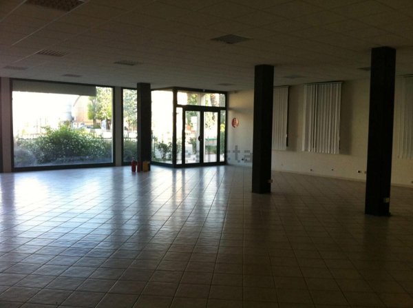 locale di sgombero in affitto a Scandiano