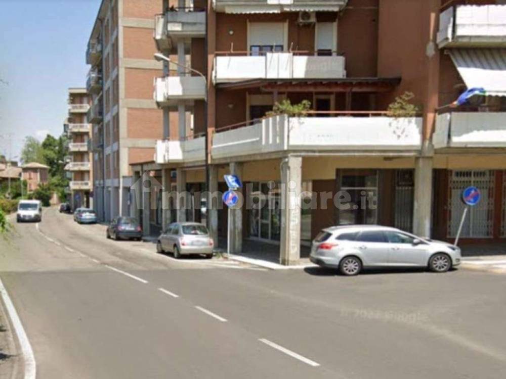 negozio in affitto a Scandiano