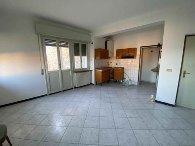 appartamento in affitto a Vetto in zona Rosano