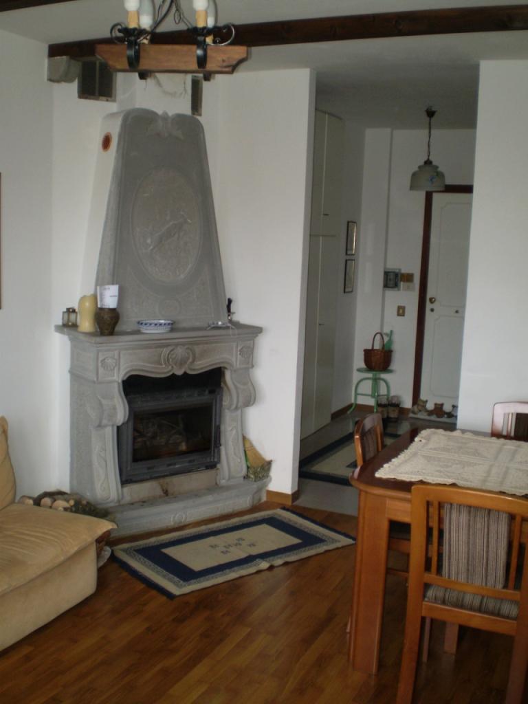 appartamento in affitto a Ventasso in zona Cerreto Laghi