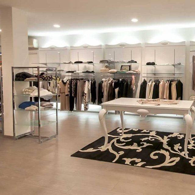 negozio in affitto a Carpi in zona Centro Storico