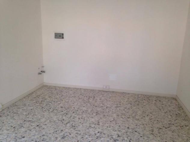 negozio in affitto a Carpi in zona Centro Storico