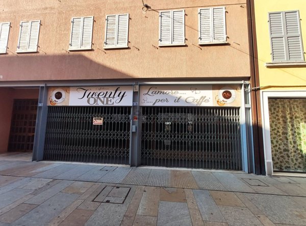 negozio in affitto a Carpi