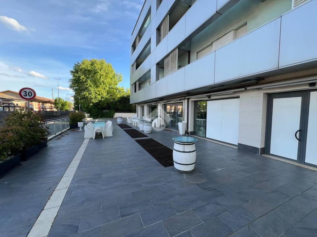 negozio in affitto a Carpi in zona Centro Storico