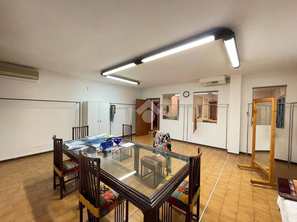 ufficio in affitto a Carpi in zona Centro Storico