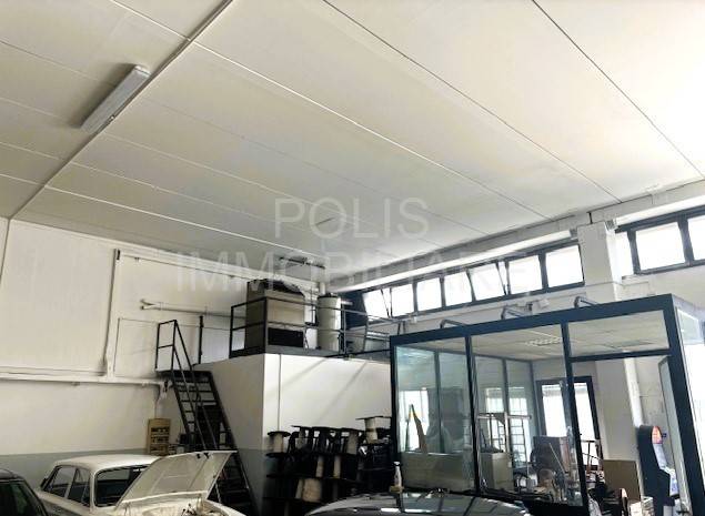 locale commerciale in affitto a Carpi