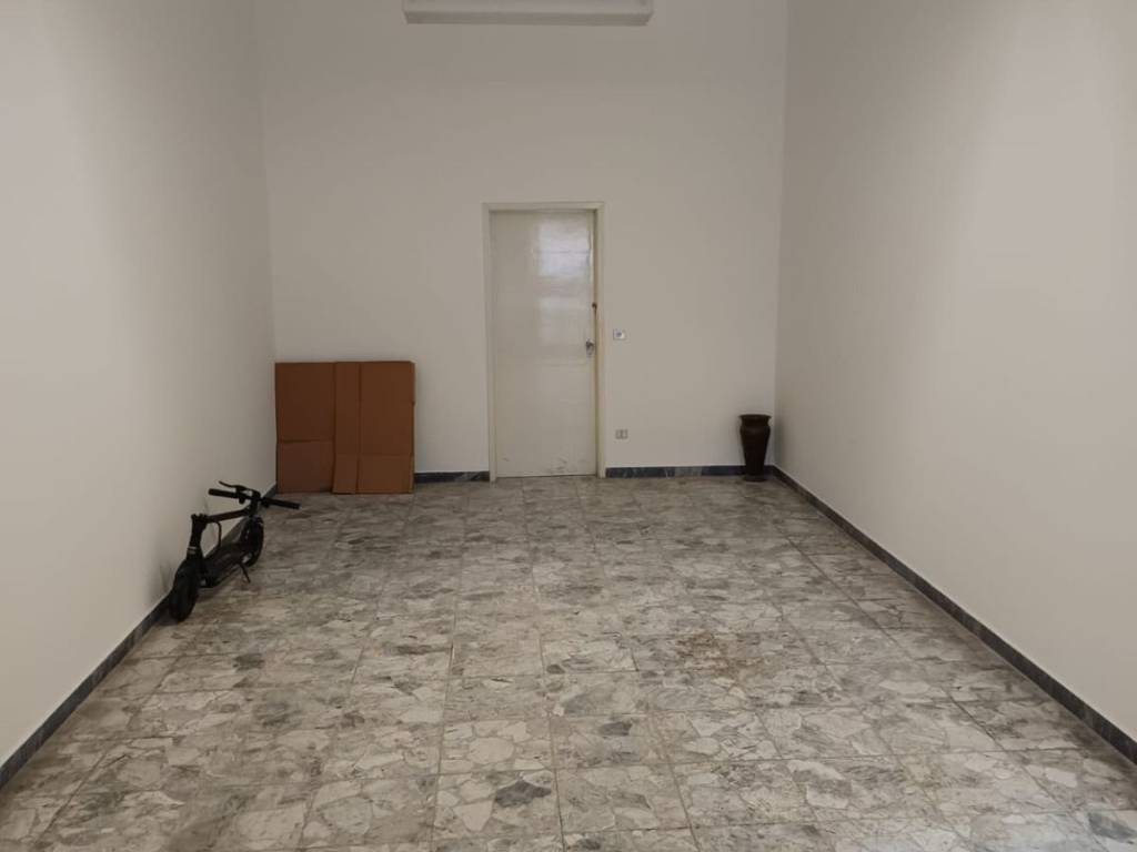 negozio in affitto a Carpi