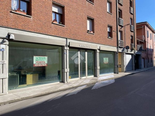 negozio in affitto a Carpi in zona Centro Storico
