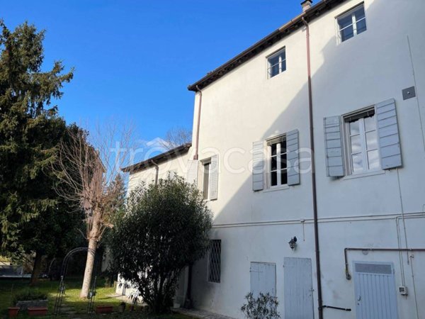 appartamento in affitto a Carpi in zona Centro Storico