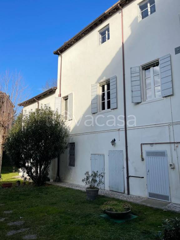 appartamento in affitto a Carpi in zona Centro Storico