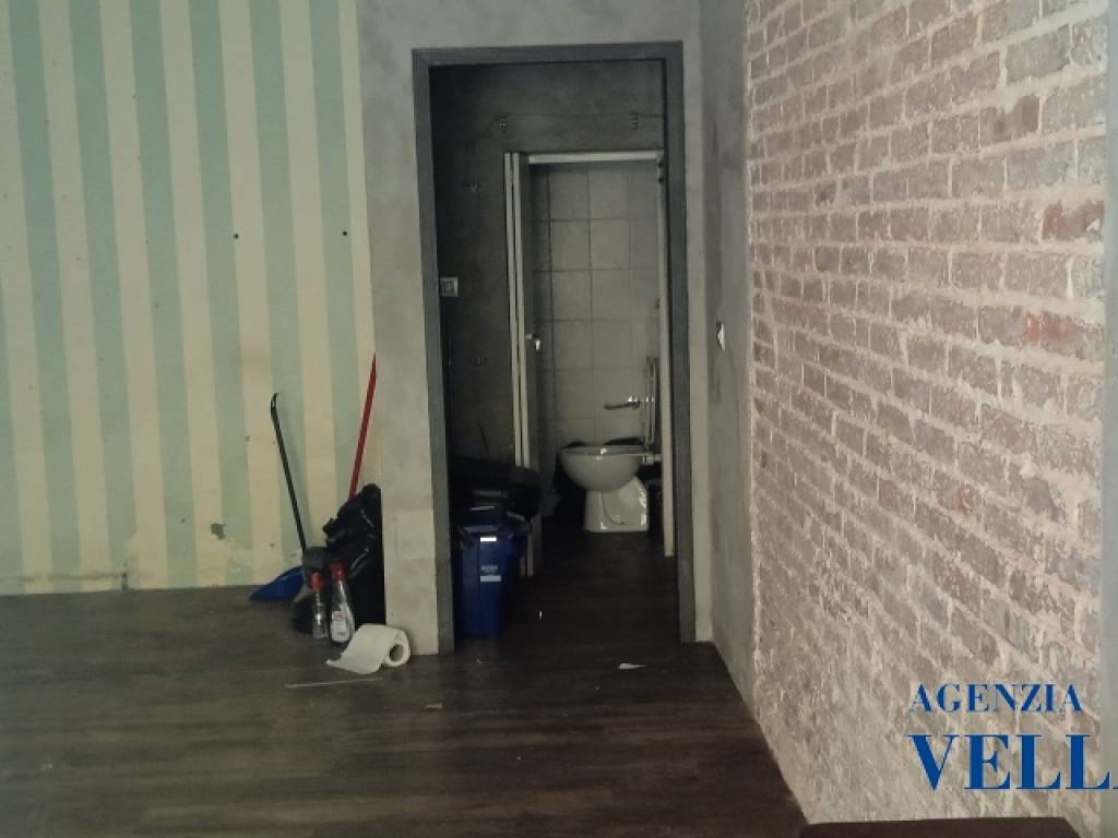 negozio in affitto a Carpi in zona Centro Storico