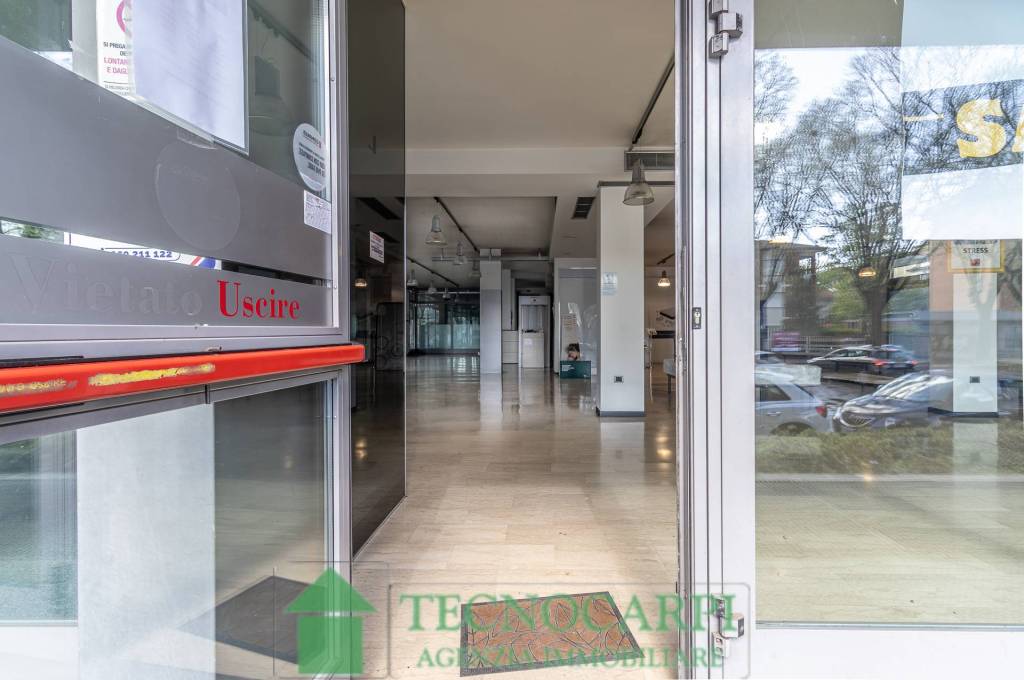 negozio in affitto a Carpi in zona Quartirolo