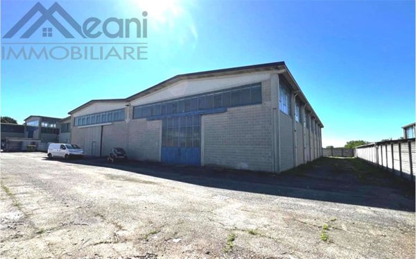 negozio in affitto a Carpi in zona Cortile