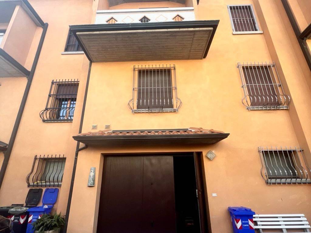 casa indipendente in affitto a Carpi