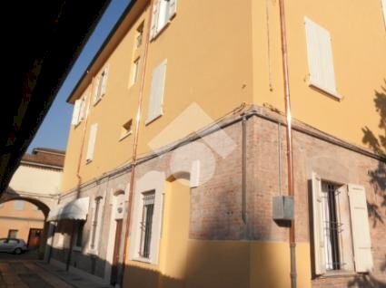 appartamento in affitto a Carpi in zona Centro Storico
