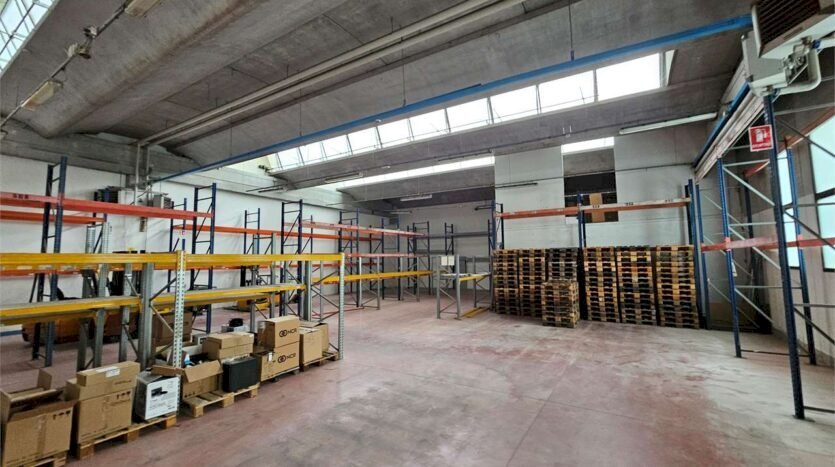 capannone in affitto a Carpi
