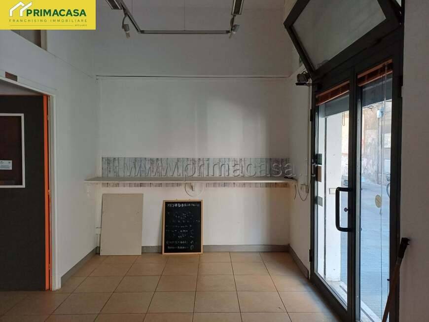 negozio in affitto a Carpi in zona Centro Storico