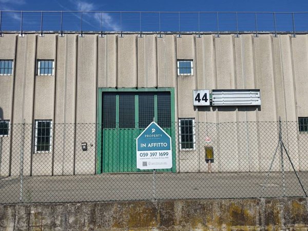 locale commerciale in affitto a Carpi in zona Budrione