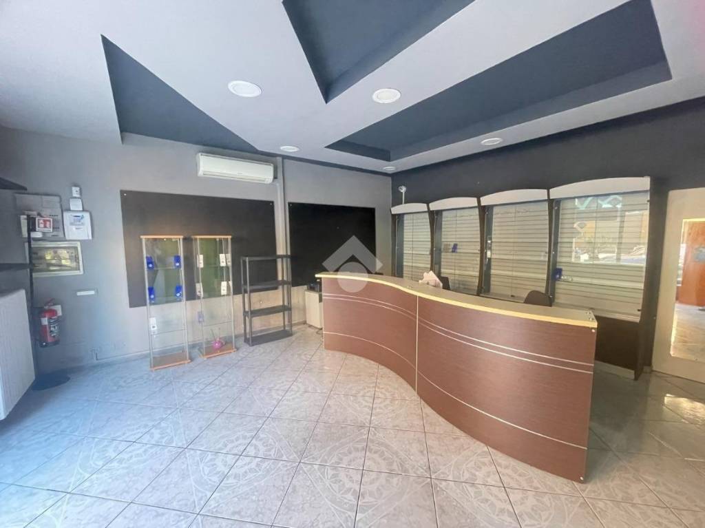 negozio in affitto a Carpi in zona Centro Storico