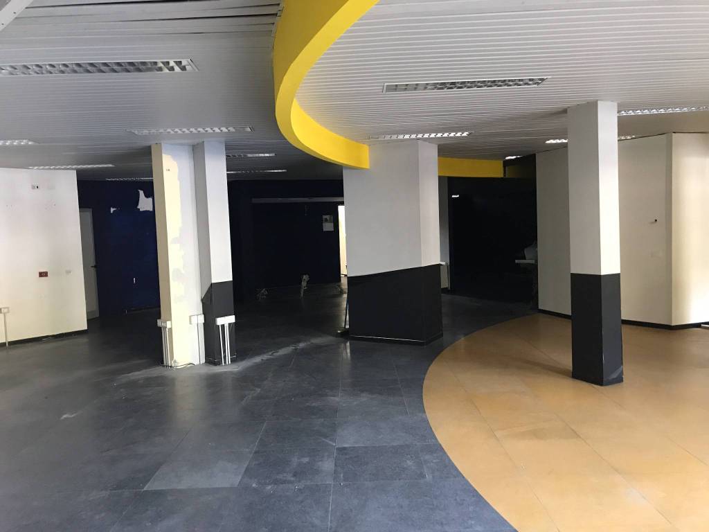 negozio in affitto a Carpi in zona Quartirolo