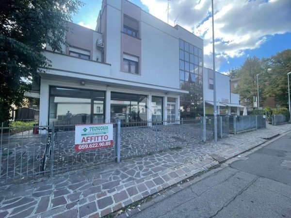 negozio in affitto a Carpi