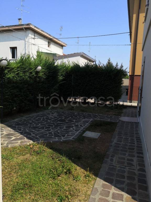 casa indipendente in affitto a Carpi