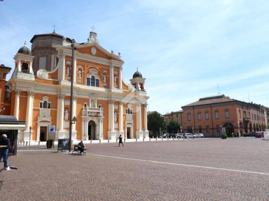 negozio in affitto a Carpi in zona Centro Storico