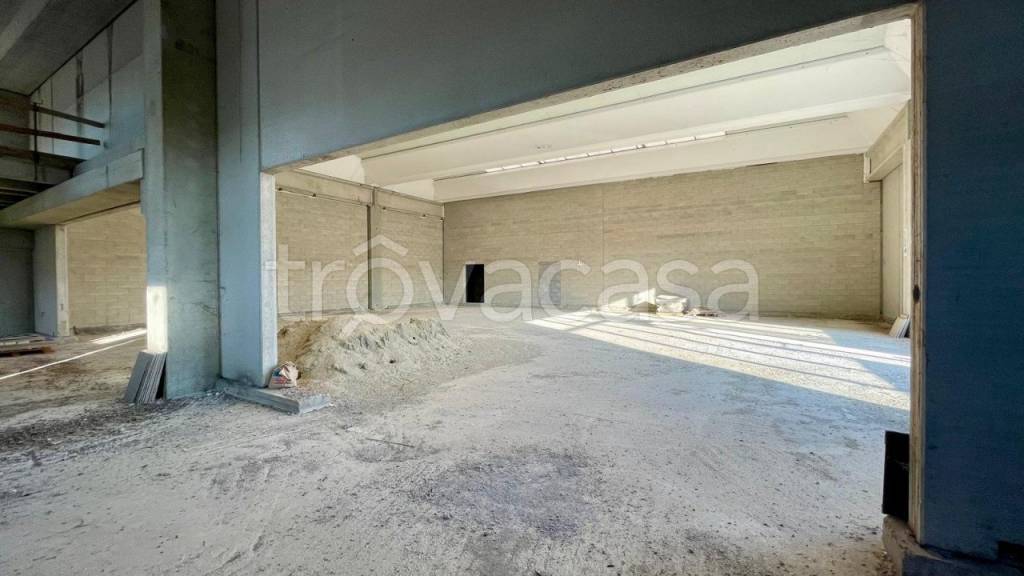 locale commerciale in affitto a Carpi in zona Quartirolo