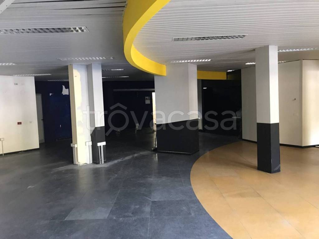 negozio in affitto a Carpi in zona Centro Storico