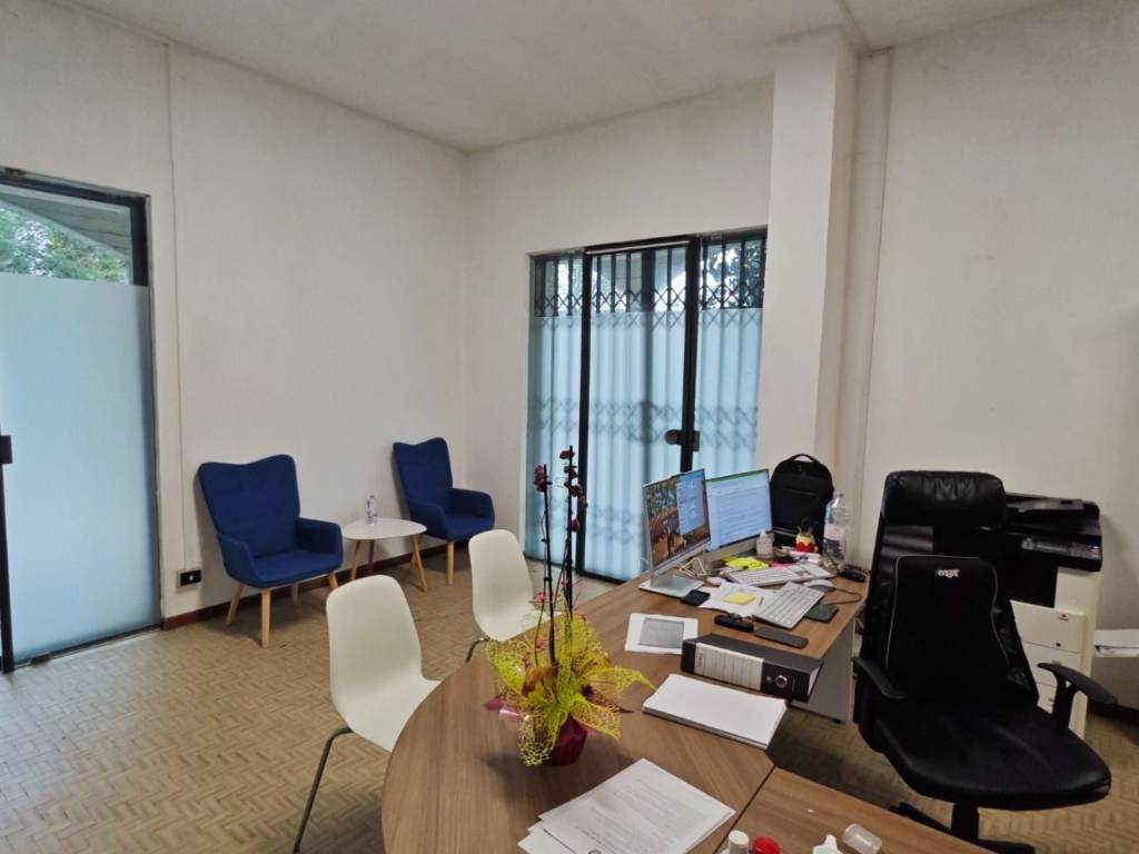 negozio in affitto a Carpi in zona Quartirolo