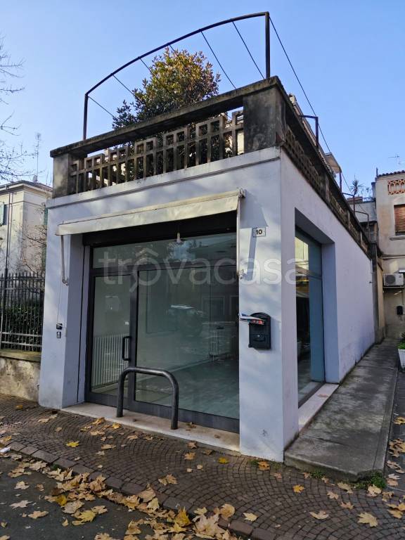 negozio in affitto a Carpi