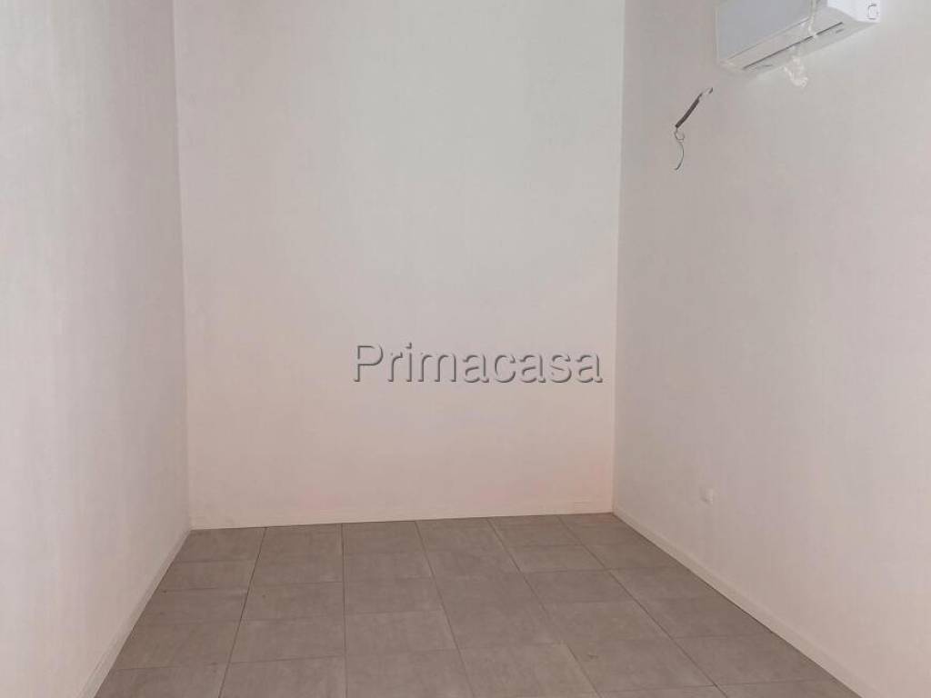 negozio in affitto a Carpi in zona Centro Storico