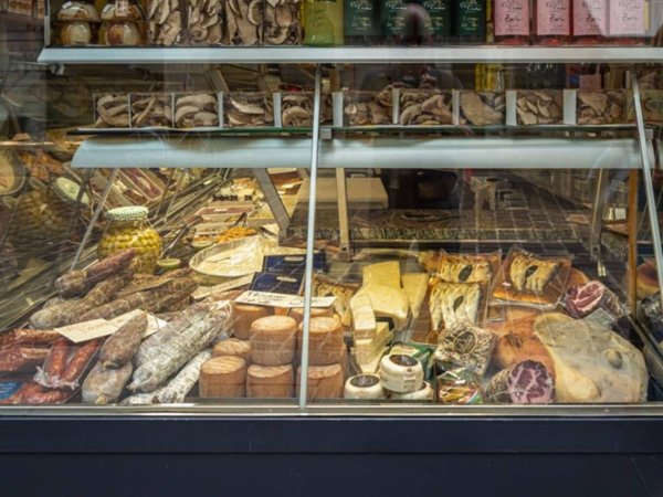 negozio in affitto a Carpi in zona Quartirolo