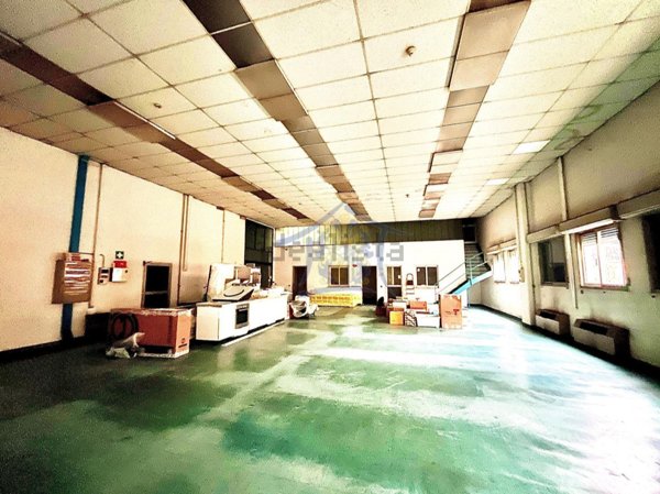 capannone in affitto a Carpi