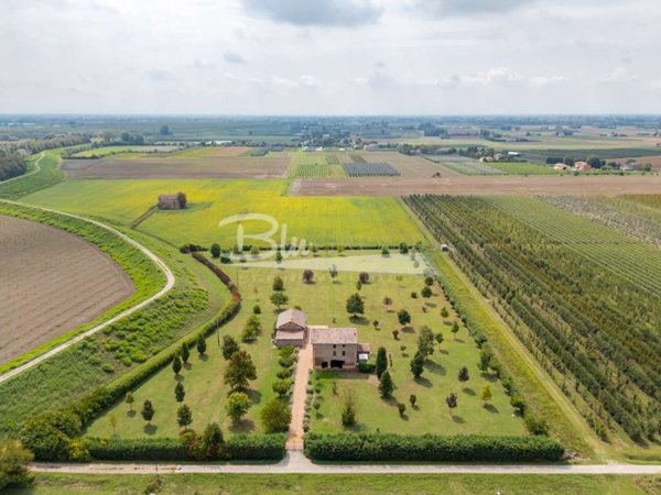 ufficio in affitto a Carpi in zona Cortile