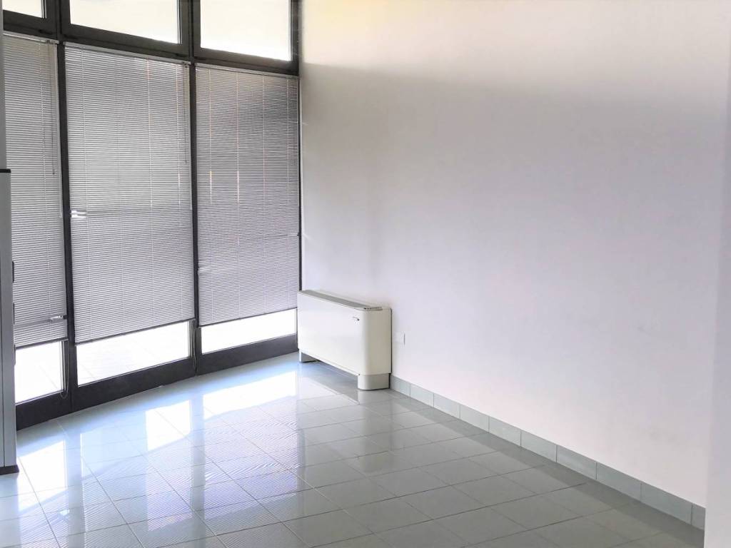 ufficio in affitto a Carpi in zona Budrione