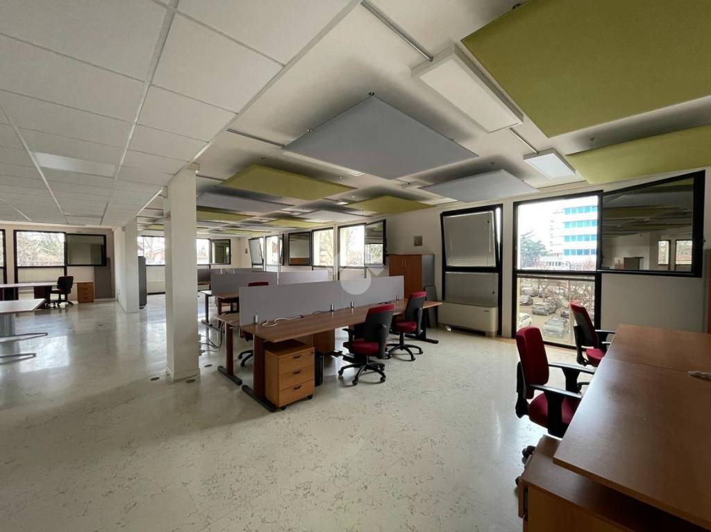 ufficio in affitto a Carpi in zona Quartirolo