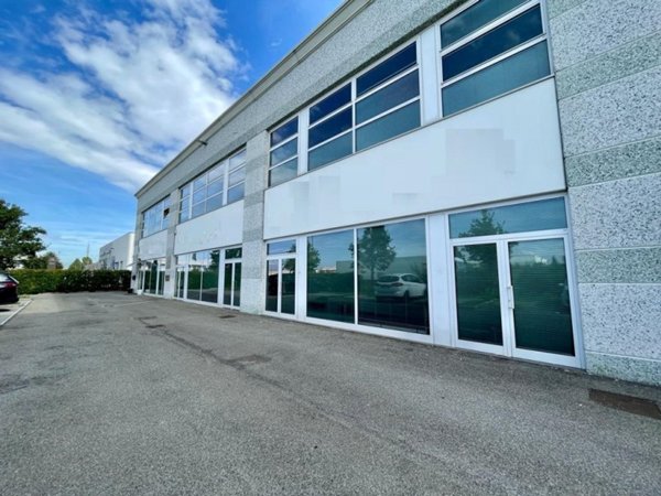 capannone in affitto a Carpi