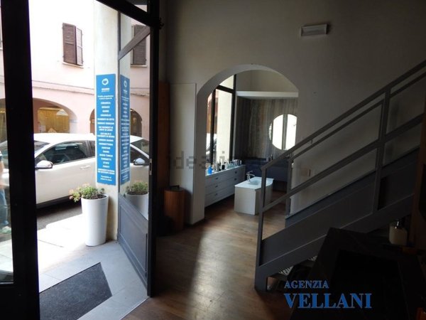 negozio in affitto a Carpi in zona Centro Storico