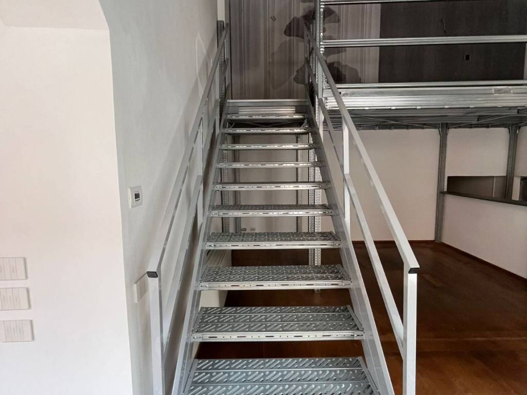 negozio in affitto a Carpi