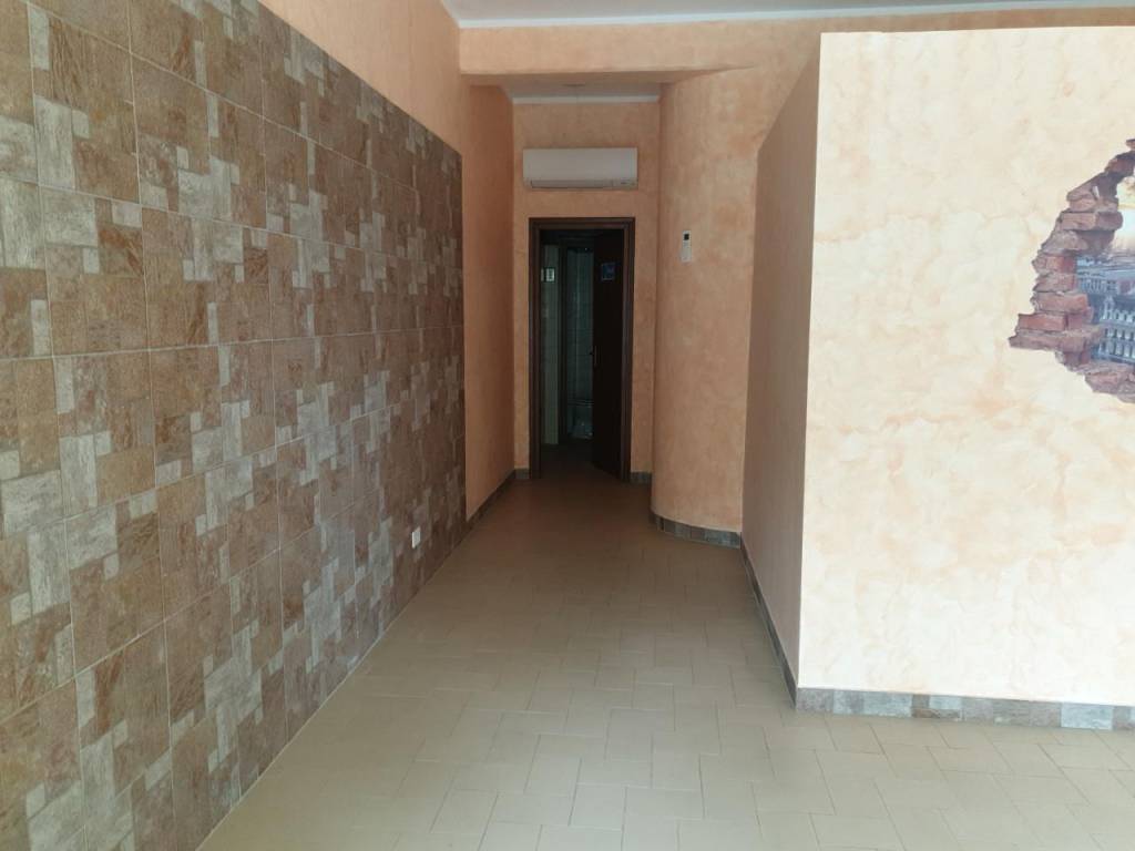 negozio in affitto a Carpi