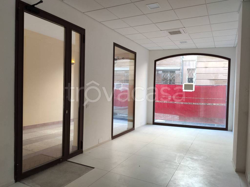 negozio in affitto a Carpi in zona Centro Storico