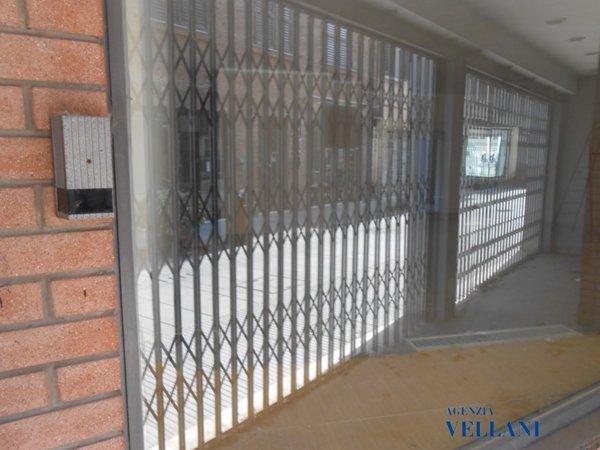 locale commerciale in affitto a Carpi