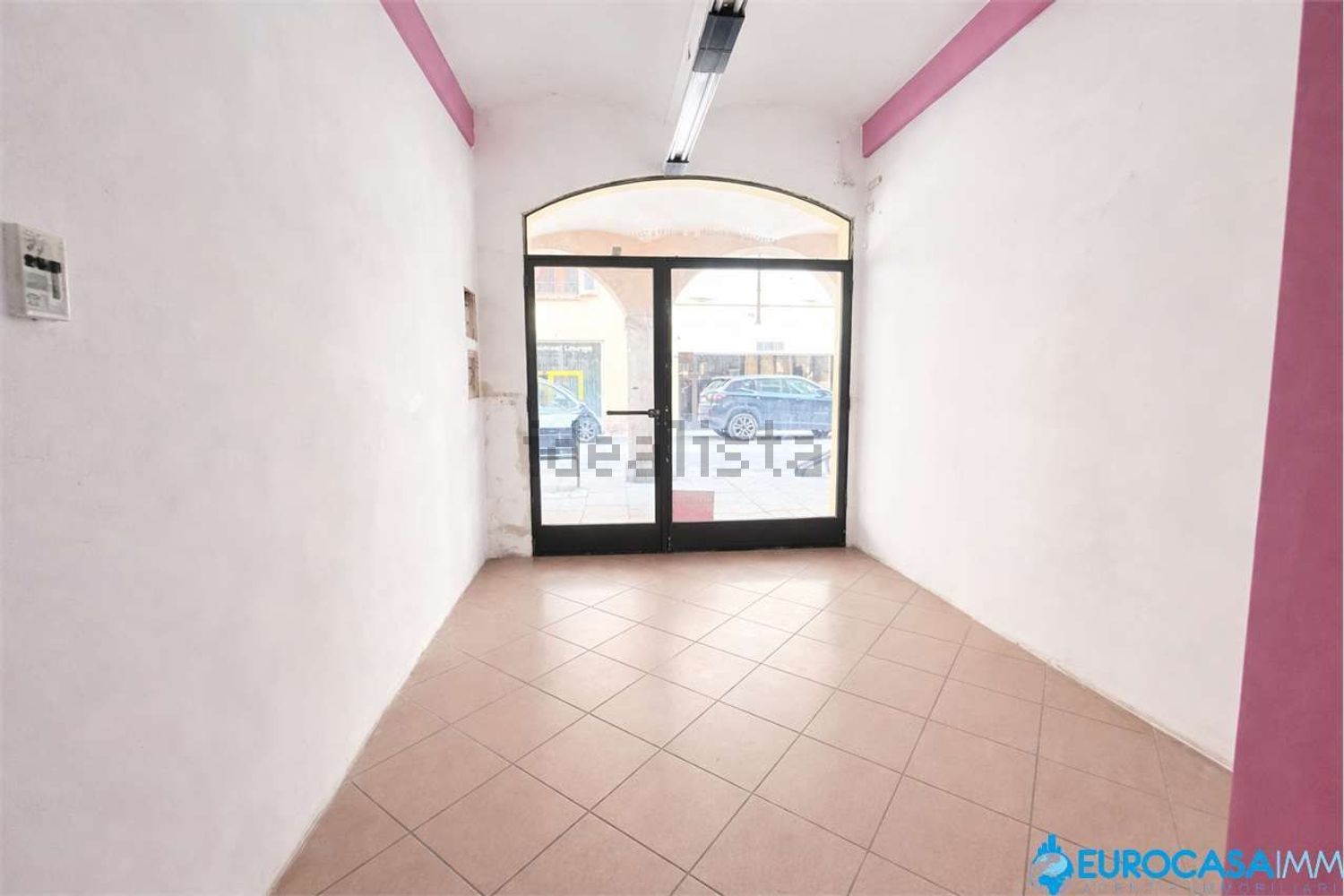 negozio in affitto a Carpi in zona Centro Storico