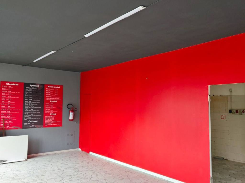 negozio in affitto a Carpi