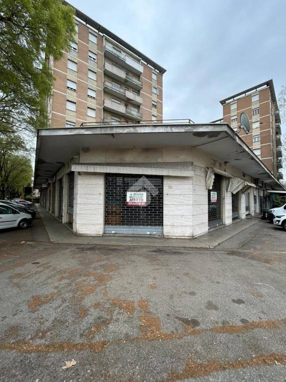 negozio in affitto a Carpi in zona Centro Storico