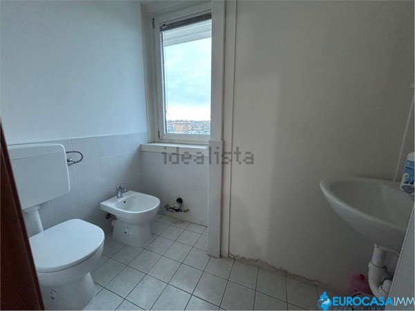 ufficio in affitto a Carpi in zona Quartirolo