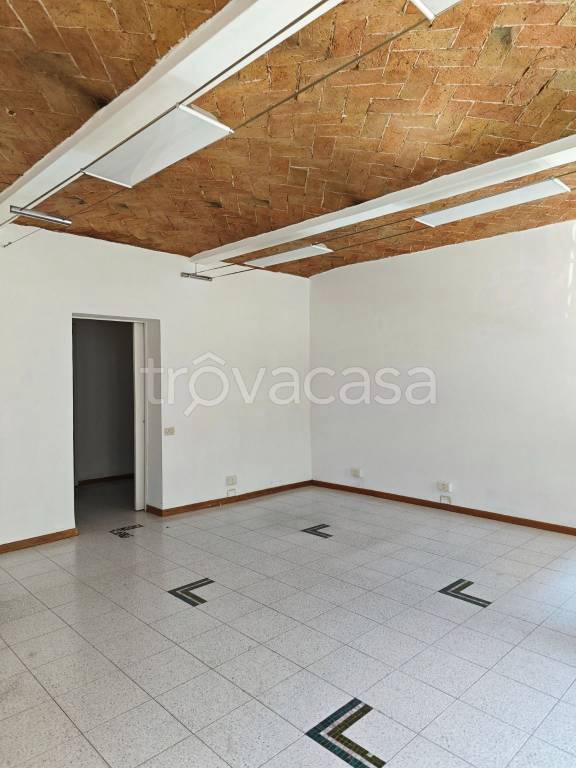 negozio in affitto a Carpi in zona Centro Storico