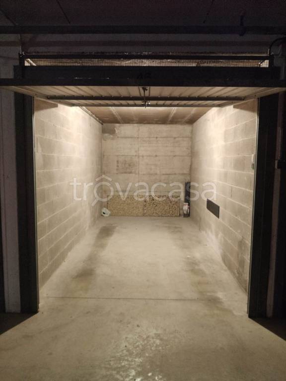 negozio in affitto a Carpi